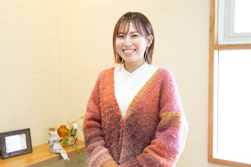 アシスタント 末永 智子